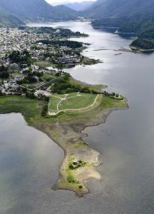 河口湖 梅雨入り後も水位戻らず 夏の渇水 気をもむ農家 ボート大会開催不安視 富士山net ふじさんネット 富士山情報 まるごとおまかせ